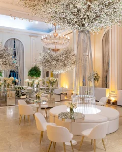 salão Golden Room preparado para casamento no Copacabana Palace