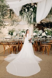 Noiva em recepção de casamento no Ville Real Hotel