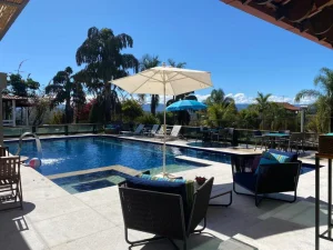 Evento a beira da piscina