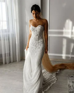 Vestido com corset clássico estruturado em atelier especializado